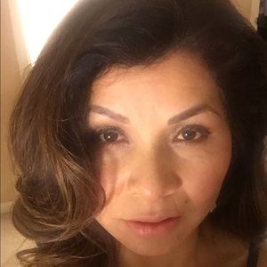 Meet your Posher, Jhovi marlene